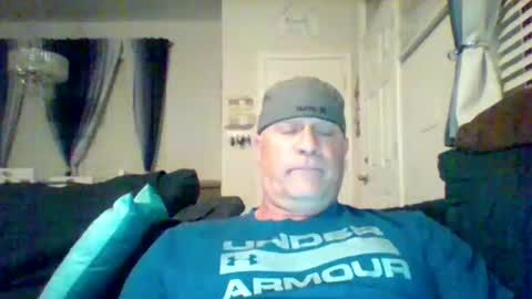 Snapshot of hotyummycock69 chatting on 04-11-26, 02:05 hotyummycock69 online show from 04-11-26, 02:05