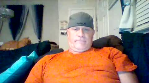 Snapshot of hotyummycock69 chatting on 05-18-26, 04:07 hotyummycock69 online show from 05-18-26, 04:07