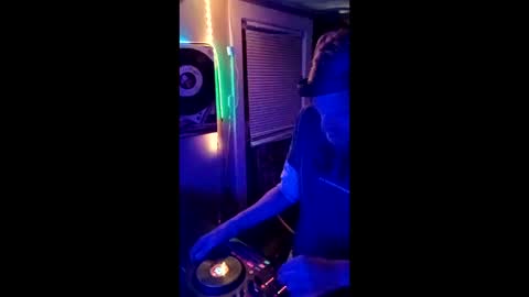 SeanPatrick online show from 04-25-26, 07:22