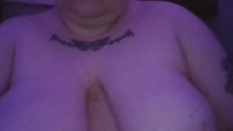 Snapshot of howhazy chatting on 07-26-26, 10:44 howhazy online show from 07-26-26, 10:44