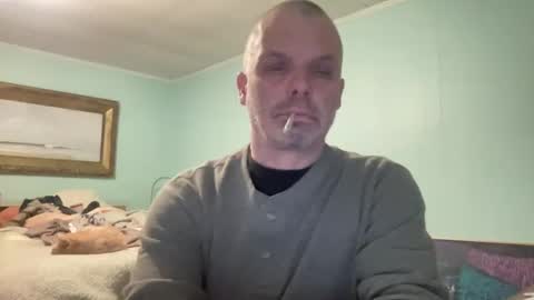 Snapshot of howlingatnothing chatting on 01-18-25, 10:06 howlingatnothing online show from 01-18-25, 10:06