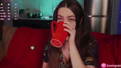 Mia online show from 02-07-26, 05:05