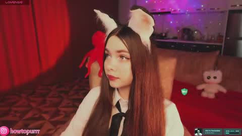 Mia online show from 04-12-26, 05:18