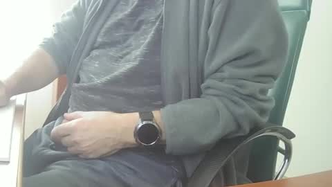 Snapshot of hpeter111 chatting on 01-16-25, 12:53 Peter online show from 01-16-25, 12:53