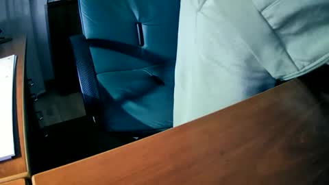 Snapshot of hpeter111 chatting on 10-16-25, 07:26 Peter online show from 10-16-25, 07:26