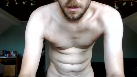 Snapshot of hsbpwdgmxde chatting on 08-09-26, 11:26 Thommy online show from 08-09-26, 11:26