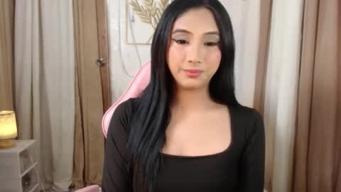 Snapshot of hugeasiancockandrea chatting on 09-14-25, 04:44 drea  online show from 09-14-25, 04:44