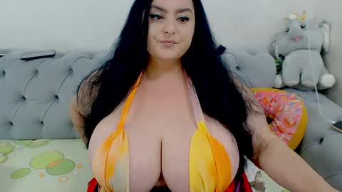 Erica online show from 05-17-26, 09:11