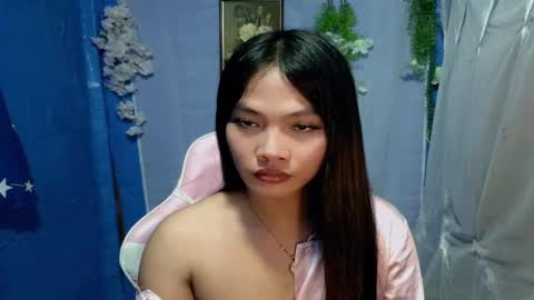 Snapshot of hugecock_elie chatting on 02-04-26, 12:16 Elie online show from 02-04-26, 12:16