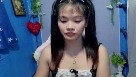 Snapshot of hugecock_elie chatting on 02-28-26, 12:17 Elie online show from 02-28-26, 12:17