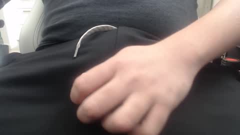 Snapshot of hugecockhandler24 chatting on 02-09-25, 12:28 J online show from 02-09-25, 12:28