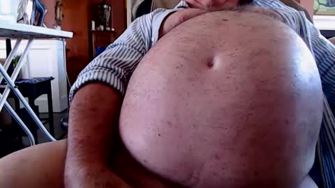 Huge Hairy Beergut online show from 03-10-26, 07:08