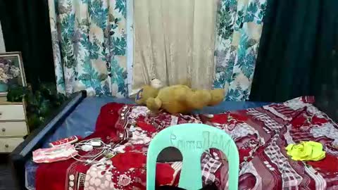 Snapshot of hugemassivesnake chatting on 06-24-26, 06:29 hugemassivesnake online show from 06-24-26, 06:29