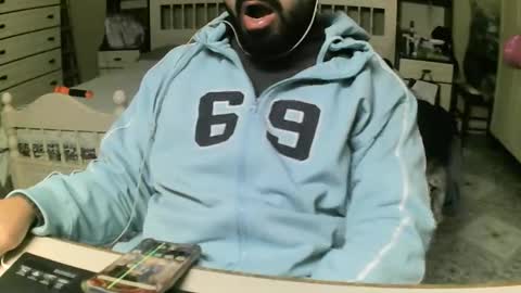 hugeveiny online show from 01-15-25, 05:15