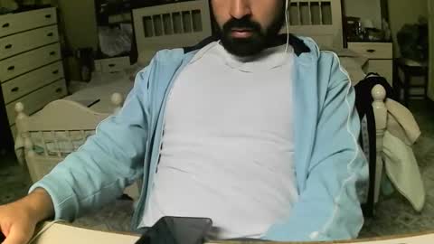 hugeveiny online show from 04-23-26, 03:58