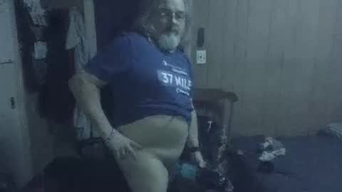 lonely huggy bear online show from 12-19-25, 12:45