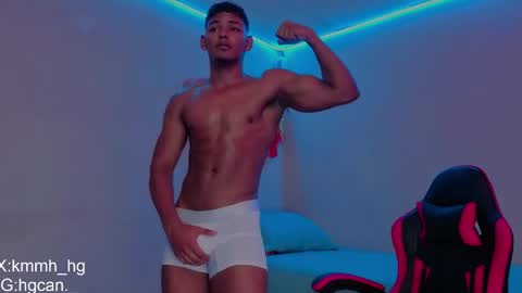 Snapshot of hugo_cano chatting on 06-06-26, 11:31 Hugo Cano online show from 06-06-26, 11:31