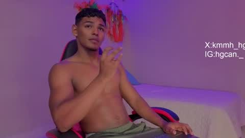Snapshot of hugo_cano chatting on 06-14-26, 01:58 Hugo Cano online show from 06-14-26, 01:58