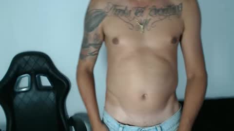 Snapshot of hugopino chatting on 02-04-26, 12:55 Richard14 online show from 02-04-26, 12:55