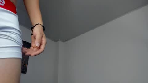 Hugo online show from 12-18-25, 06:36