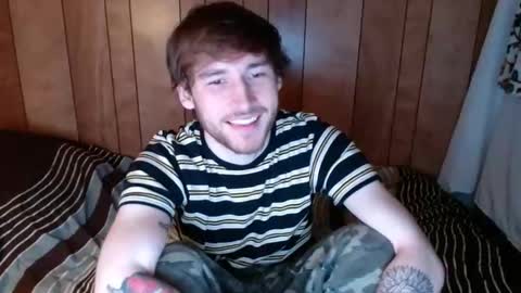 hugsankisses online show from 11-12-25, 07:20