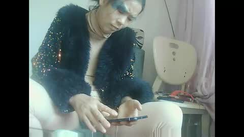 hujiajia520321431 online show from 11-28-25, 06:49