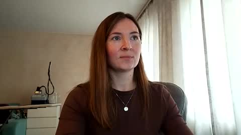 Snapshot of humpygrey chatting on 09-22-25, 06:37 HumpyGrey online show from 09-22-25, 06:37