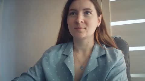 Snapshot of humpygrey chatting on 10-24-25, 10:11 HumpyGrey online show from 10-24-25, 10:11