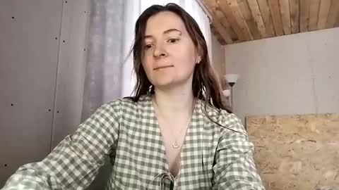 Snapshot of humpygrey chatting on 11-13-25, 09:52 HumpyGrey online show from 11-13-25, 09:52