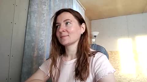 Snapshot of humpygrey chatting on 11-21-25, 09:52 HumpyGrey online show from 11-21-25, 09:52