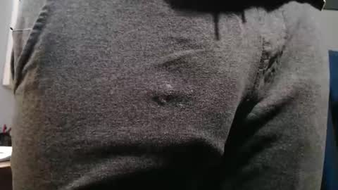 Snapshot of hung_hot_fit10 chatting on 09-22-25, 01:24 Big uncut cock dripping online show from 09-22-25, 01:24