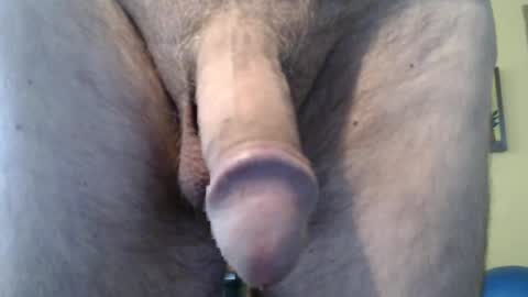 Snapshot of hung_hot_fit10 chatting on 06-18-26, 12:33 Big uncut cock dripping online show from 06-18-26, 12:33