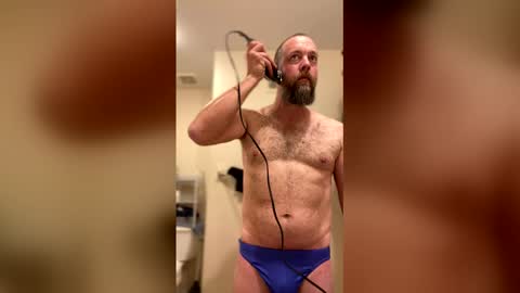 Snapshot of hungbwc99999 chatting on 12-21-25, 04:19 hungbwc99999 online show from 12-21-25, 04:19