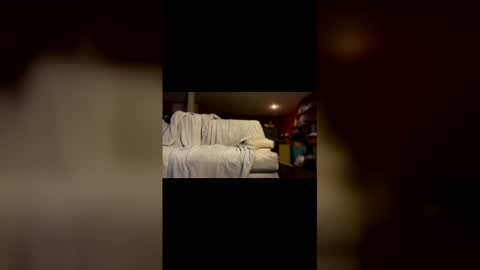 Snapshot of hungbwc99999 chatting on 01-11-26, 07:35 hungbwc99999 online show from 01-11-26, 07:35