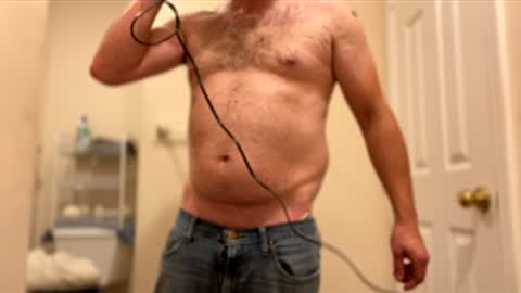 Snapshot of hungbwc99999 chatting on 02-08-26, 10:40 hungbwc99999 online show from 02-08-26, 10:40