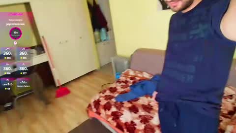 Snapshot of hungeddy chatting on 02-22-25, 07:45 Eddy online show from 02-22-25, 07:45