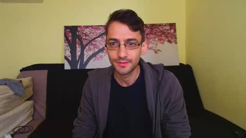 Snapshot of hungeddy chatting on 10-02-25, 01:18 Eddy online show from 10-02-25, 01:18