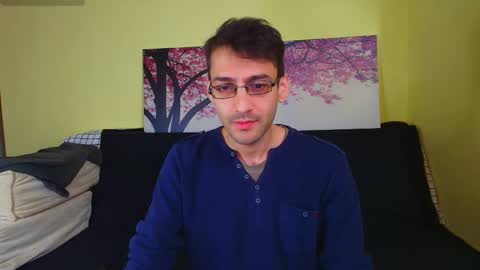 Snapshot of hungeddy chatting on 10-20-25, 06:41 Eddy online show from 10-20-25, 06:41