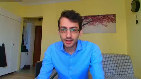 Snapshot of hungeddy chatting on 12-05-25, 08:45 Eddy online show from 12-05-25, 08:45