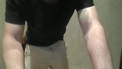 Snapshot of hunghard2004 chatting on 03-03-26, 10:43 hunghard2004 online show from 03-03-26, 10:43