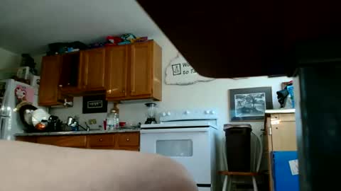 Snapshot of hunglikeahorse063790 chatting on 04-24-26, 10:34 hunglikeahorse063790 online show from 04-24-26, 10:34