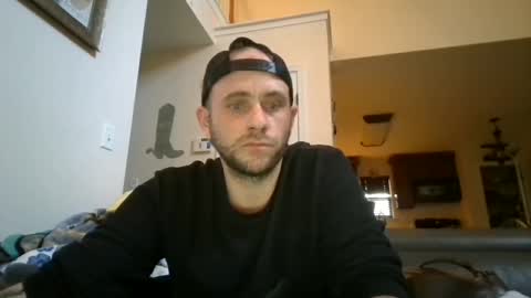 Snapshot of hungoutlaw69420 chatting on 02-12-26, 01:28 hungoutlaw69420 online show from 02-12-26, 01:28