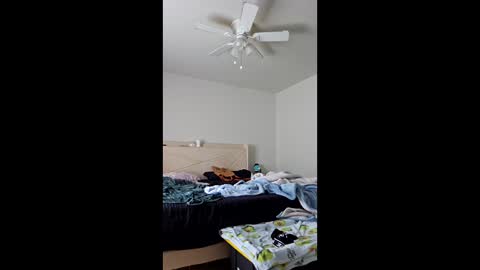 Snapshot of hungrydavid420 chatting on 02-20-26, 04:40 Hungrydavid420 online show from 02-20-26, 04:40