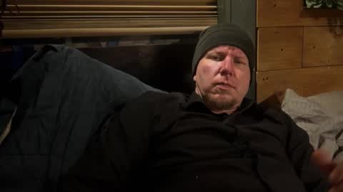 HuingsingleDad79 online show from 12-20-24, 05:04