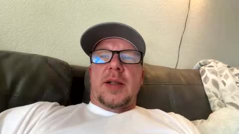 HuingsingleDad79 online show from 05-13-26, 08:06