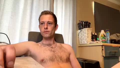 Snapshot of hungteasex chatting on 06-20-26, 07:11 HungTeaseX online show from 06-20-26, 07:11