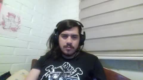 Snapshot of hungweeb chatting on 03-25-26, 02:50 Rod online show from 03-25-26, 02:50