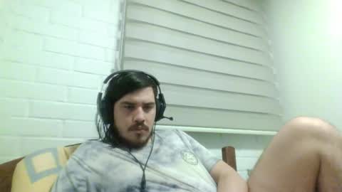 Snapshot of hungweeb chatting on 03-31-26, 03:08 Rod online show from 03-31-26, 03:08