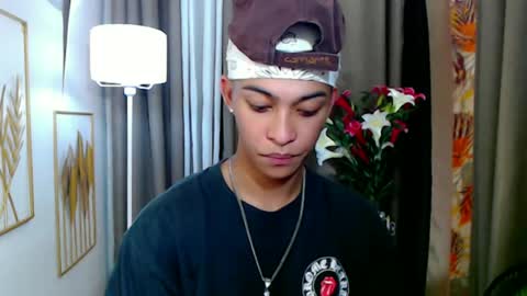 hunk_edward online show from 06-16-26, 06:27