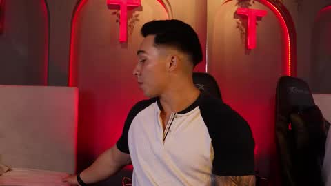 hunk_ryan online show from 10-05-25, 01:37